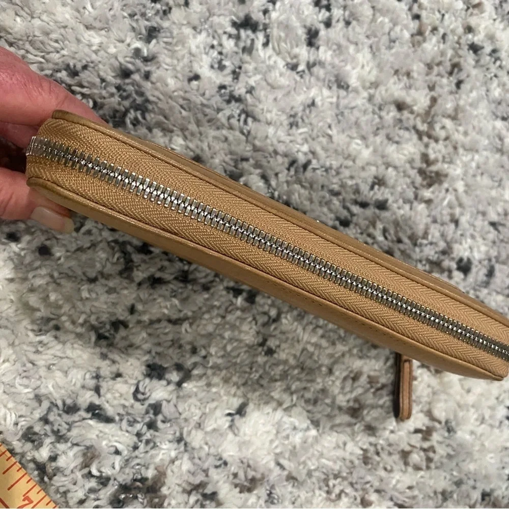 Coach Accordian Zip Wallet‎ Tan Calf Leather